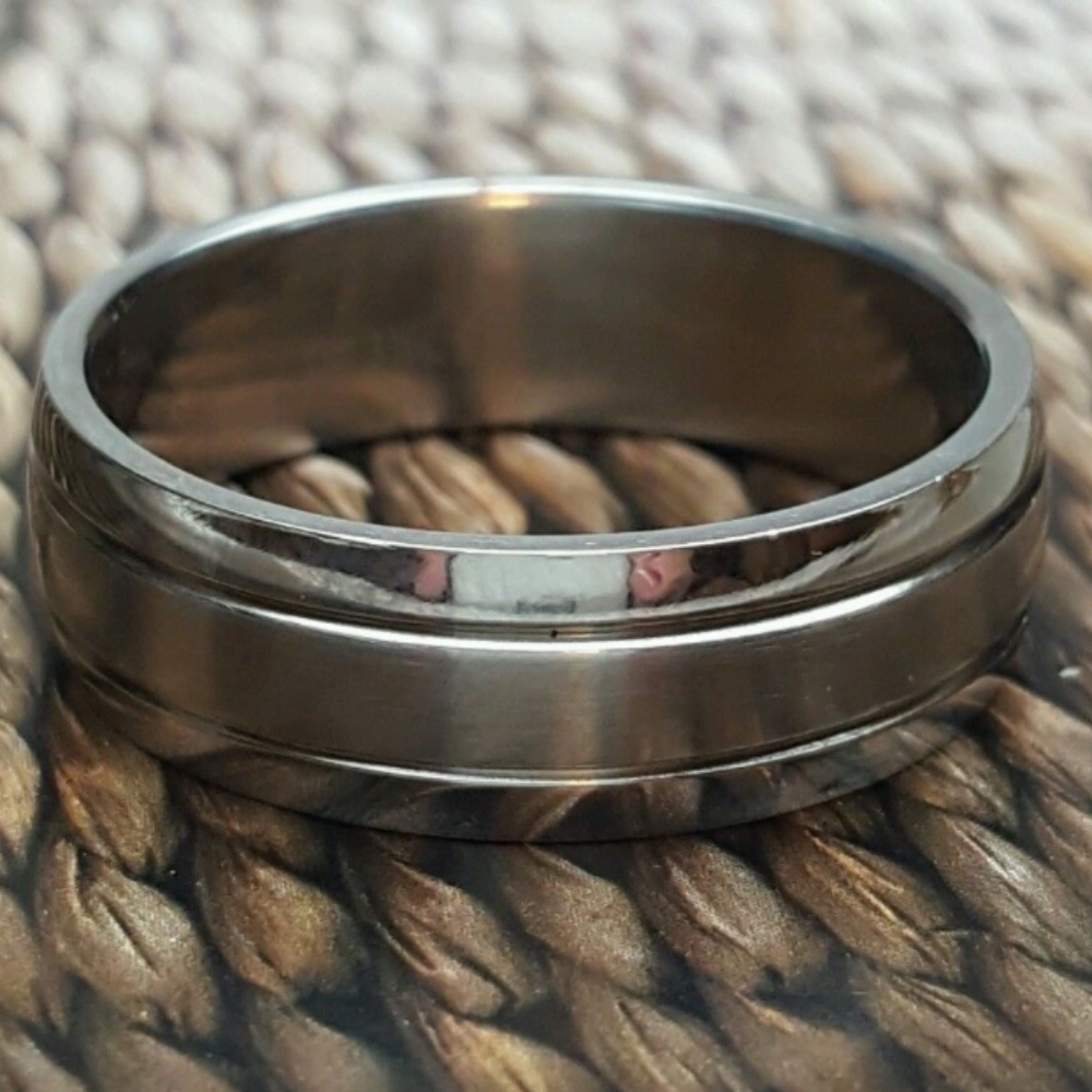 Men's Stainless Steel Band Ring Size  12 - Picture 2 of 7